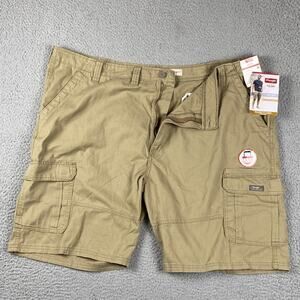 Wrangler Relaxd Fit Cargo Shorts Men's 48 Beige Utility Workwear New